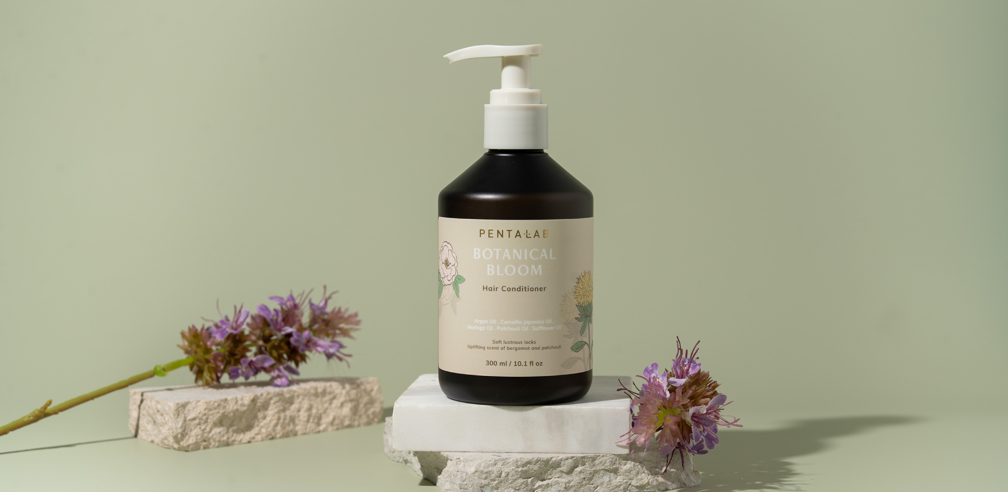 Do men need conditioner? Here’s why Botanical Bloom Hair Conditioner needs to be in your routine. 